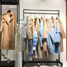 佳琪服裝店 秋冬女裝外套與時(shí)尚鞋帽的完美搭配